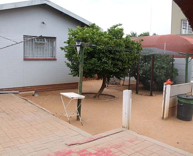 Suzaan Hennig Real Estate